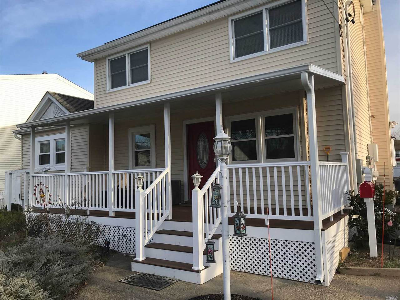 68 17th Street - Photo 1
