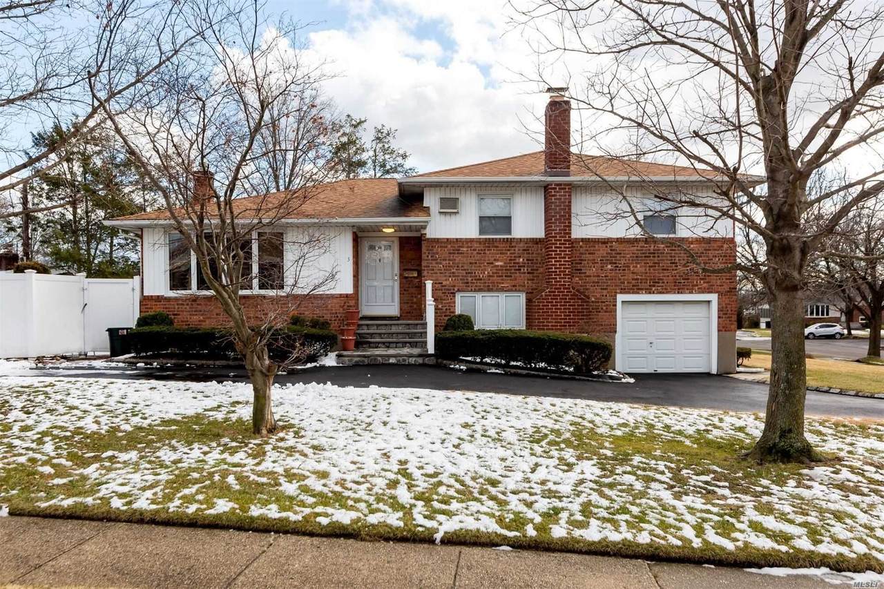 3 Locust Lane - Photo 1