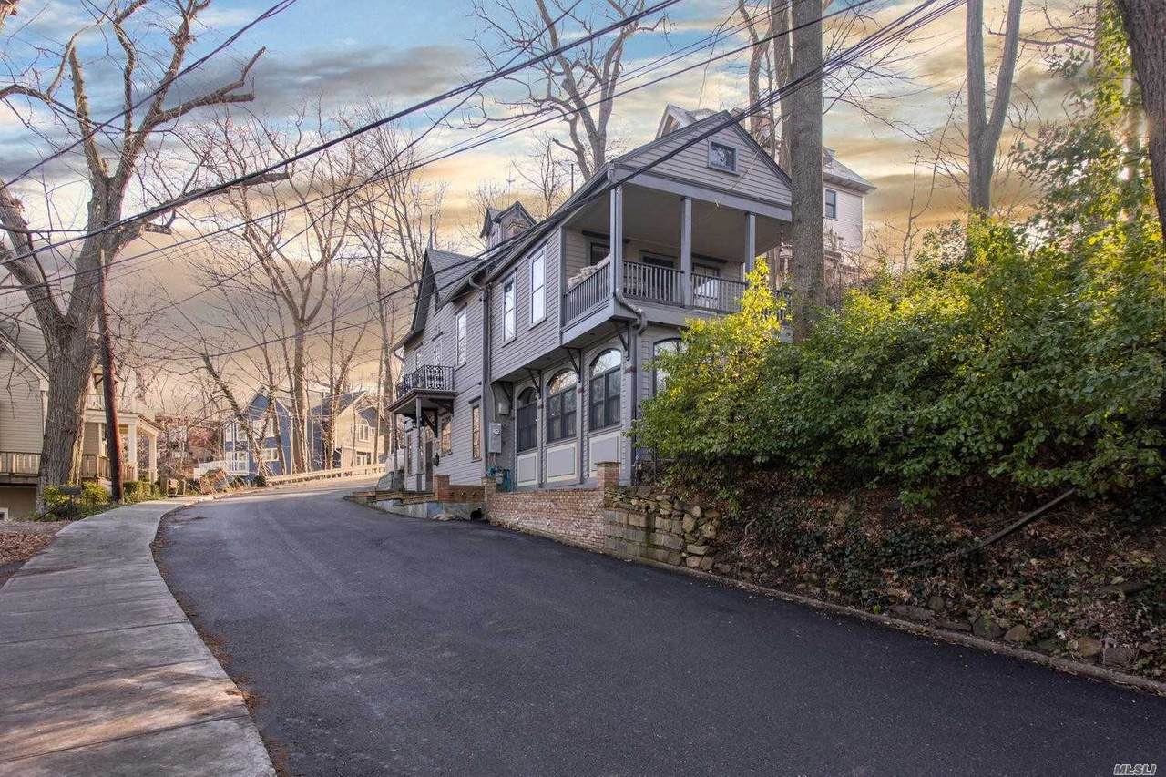 41 Park Way - Photo 1