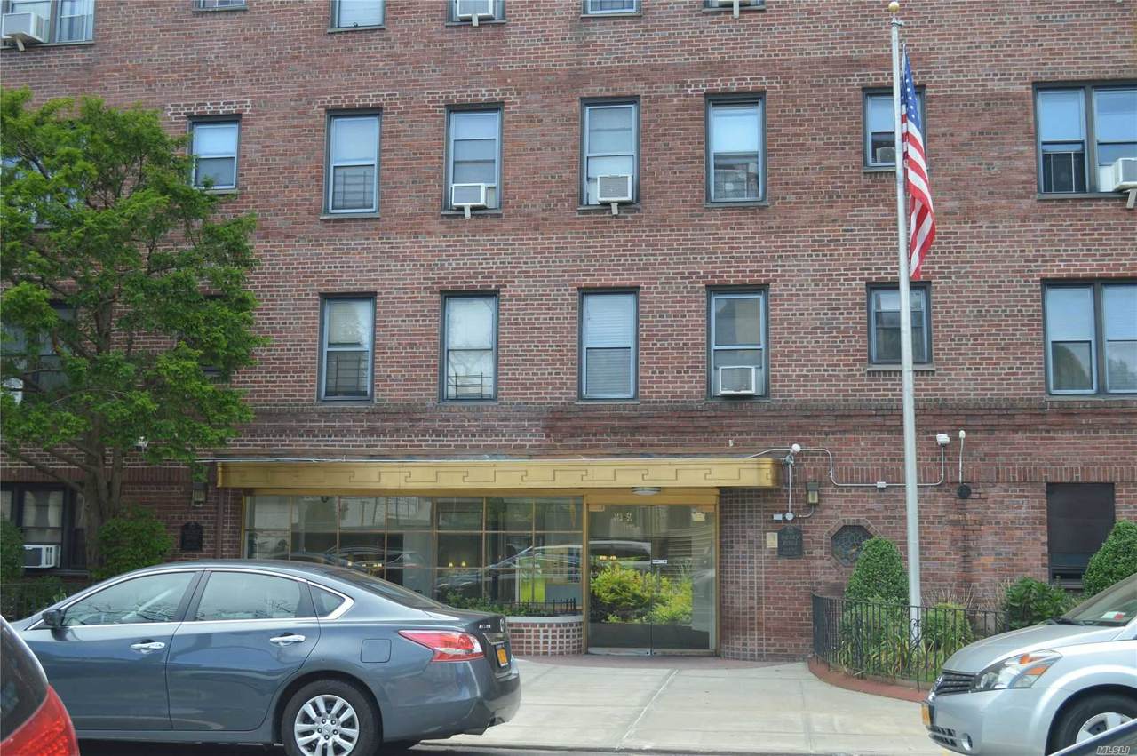 143-50 Hoover Avenue - Photo 1
