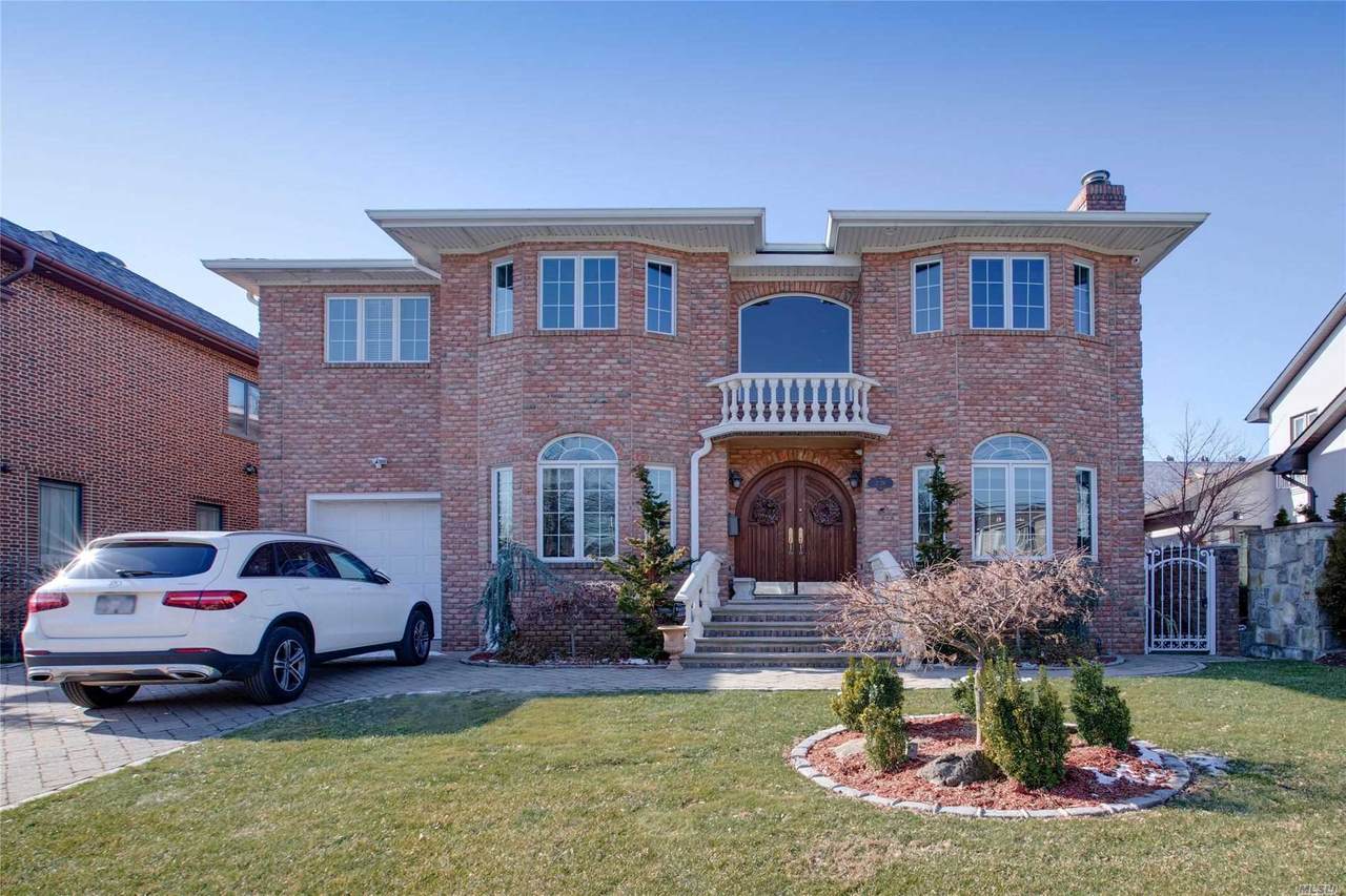2-26 149th Street - Photo 1