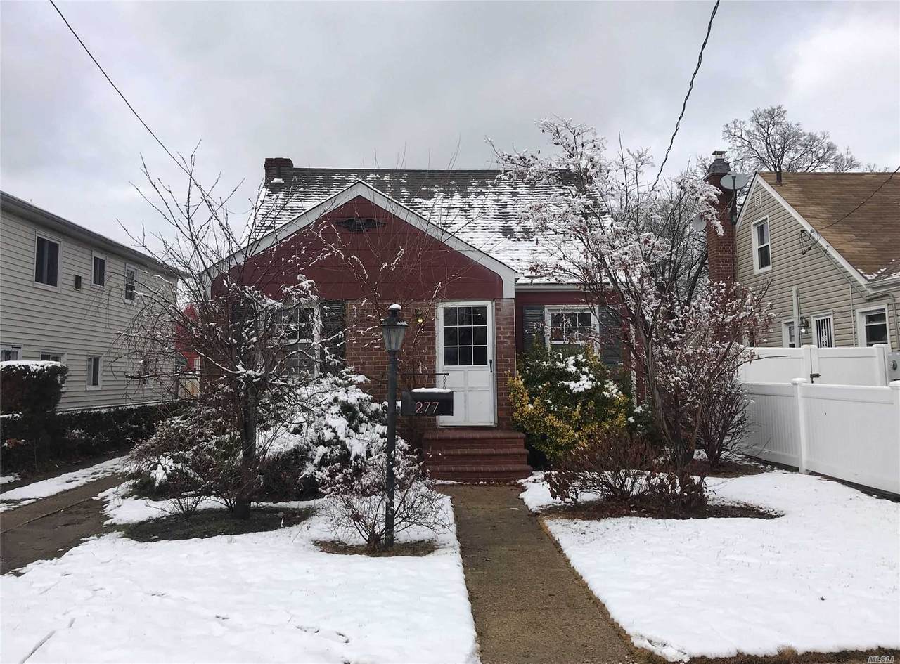 277 Lawson Street - Photo 1