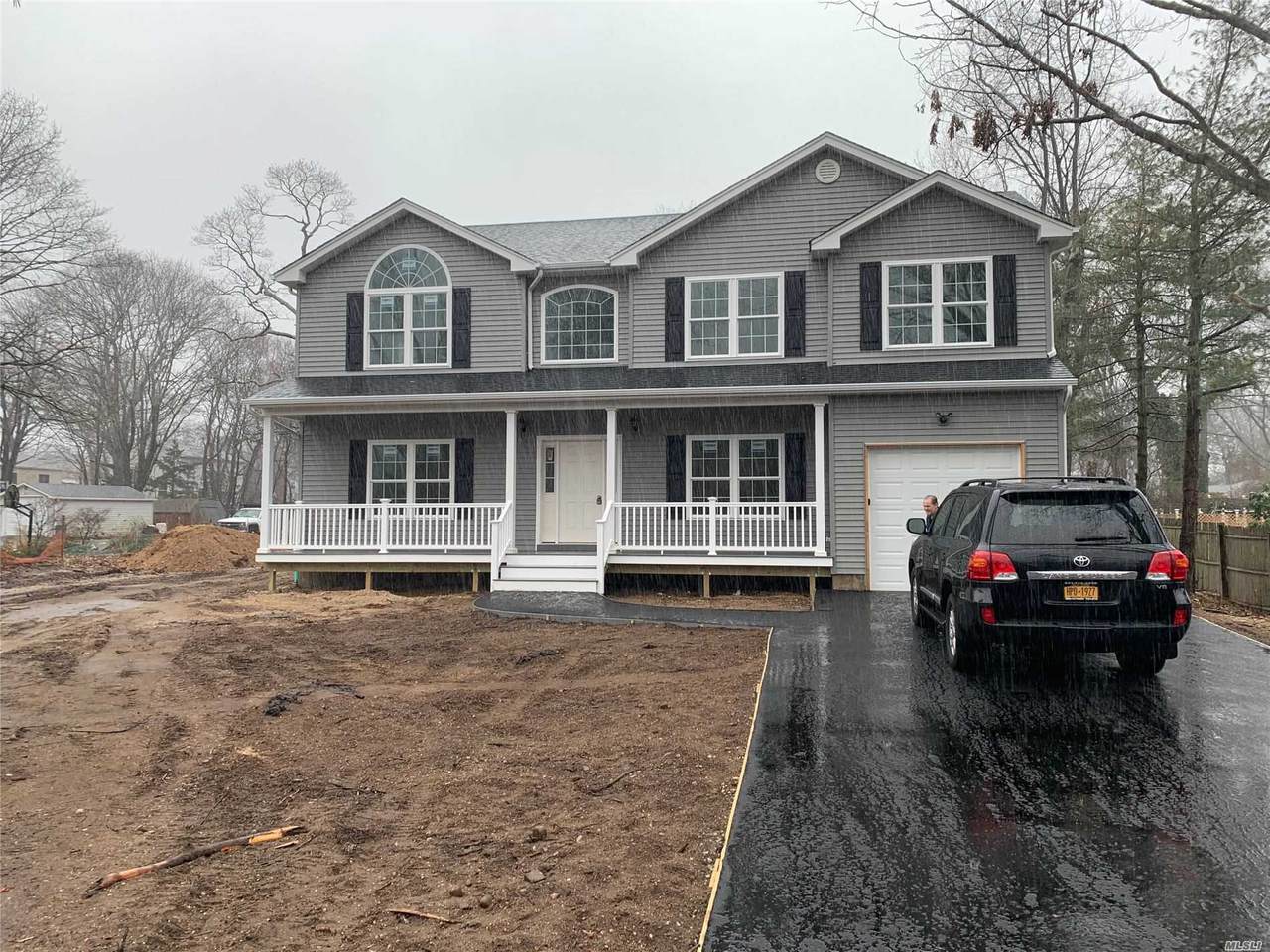 263 Broadway - Photo 1