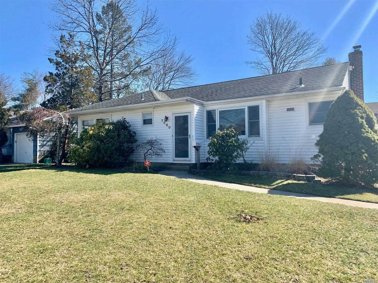 1460 Sylvia Lane - Photo 1 1460 Sylvia Lane - Photo 1
