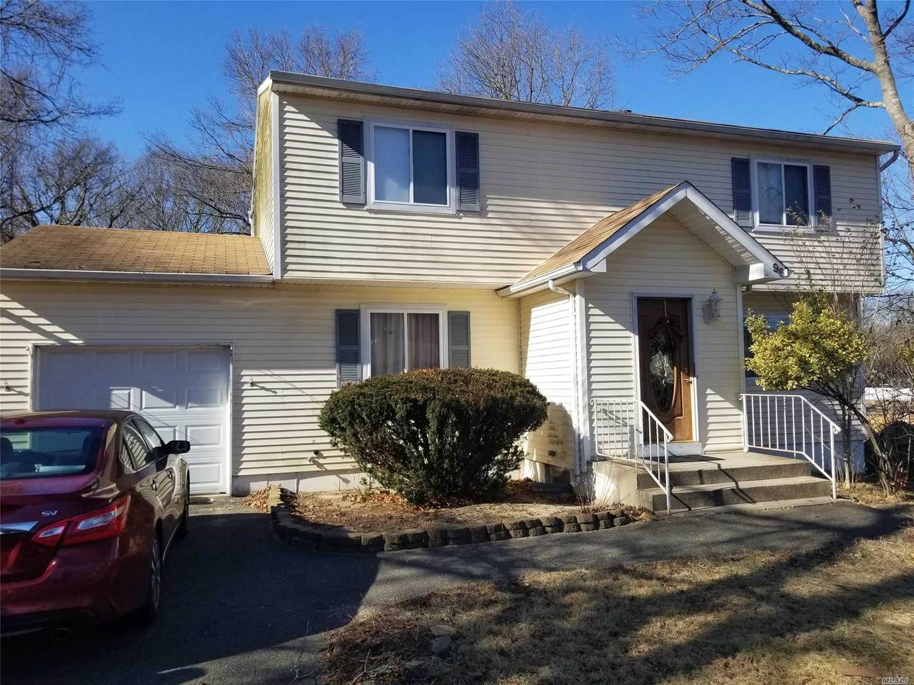 96 Wilson Avenue - Photo 1