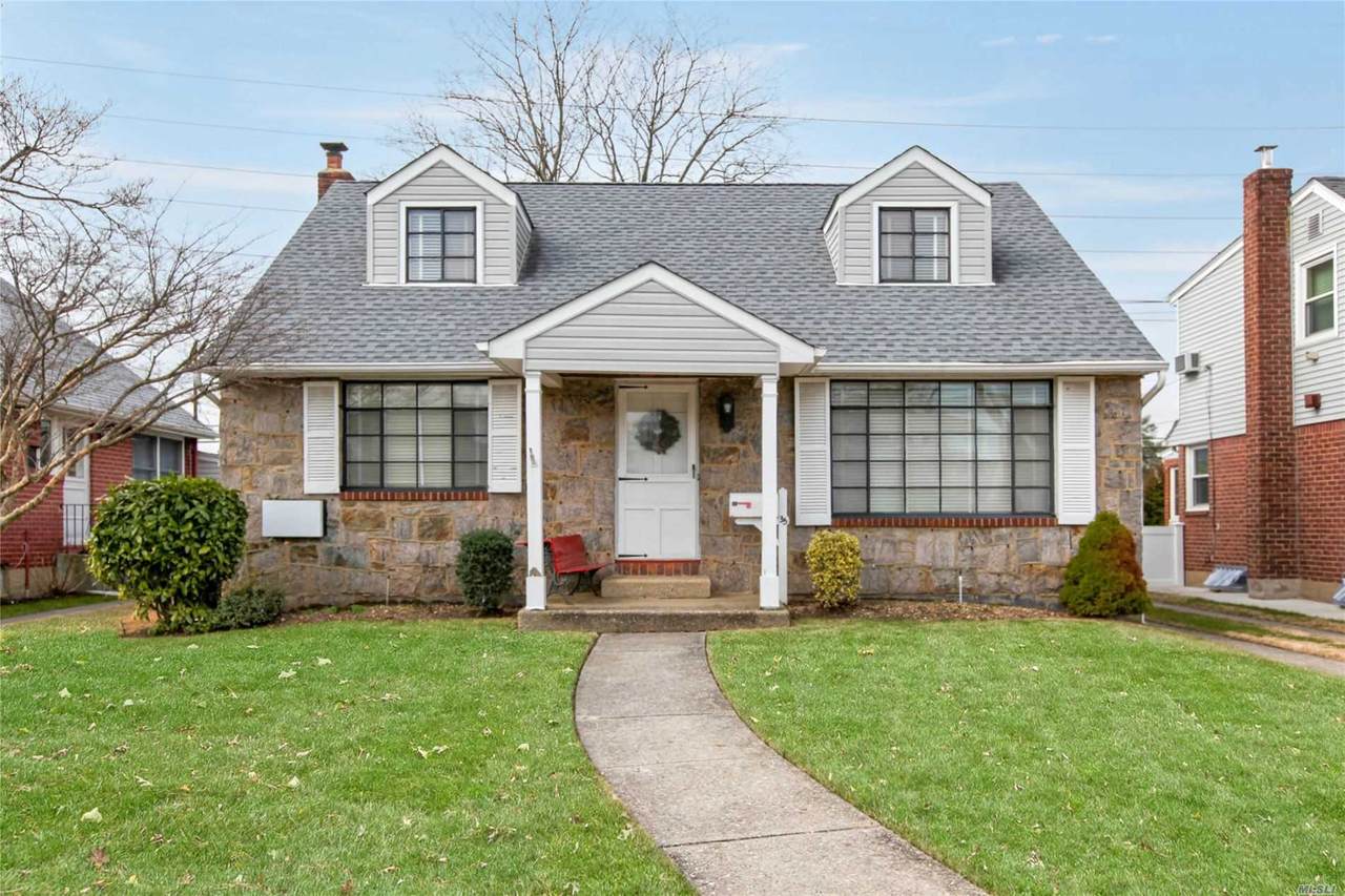 35 Shortridge Drive - Photo 1