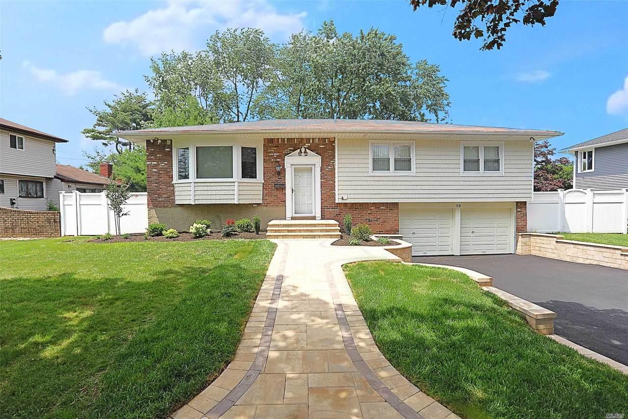 70 Saratoga Drive - Photo 1