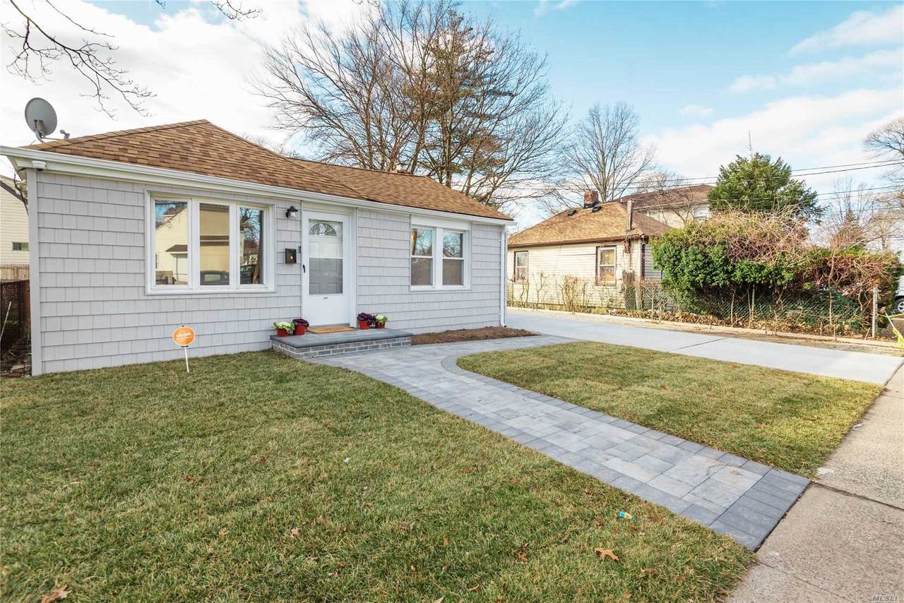 706 Roman Avenue - Photo 1