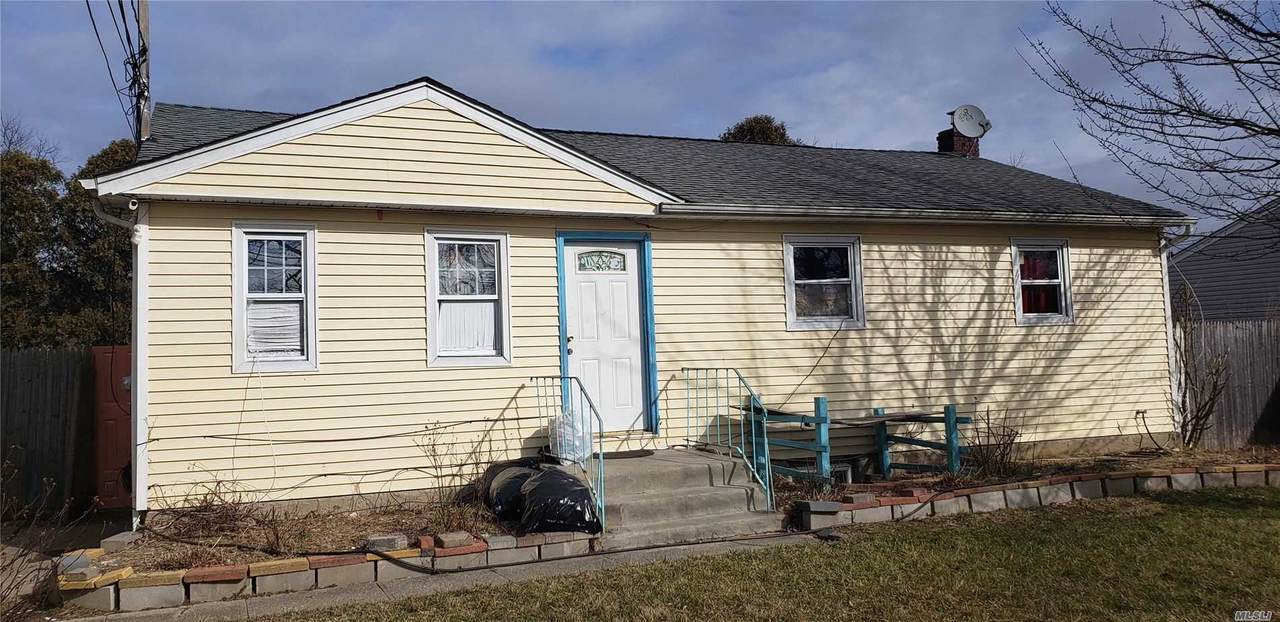 25 Candlewood Road - Photo 1