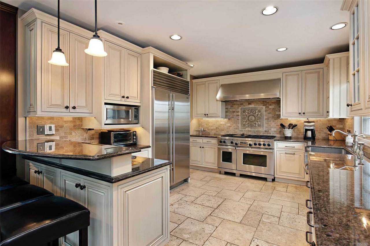 93 Stirrup Lane - Photo 1