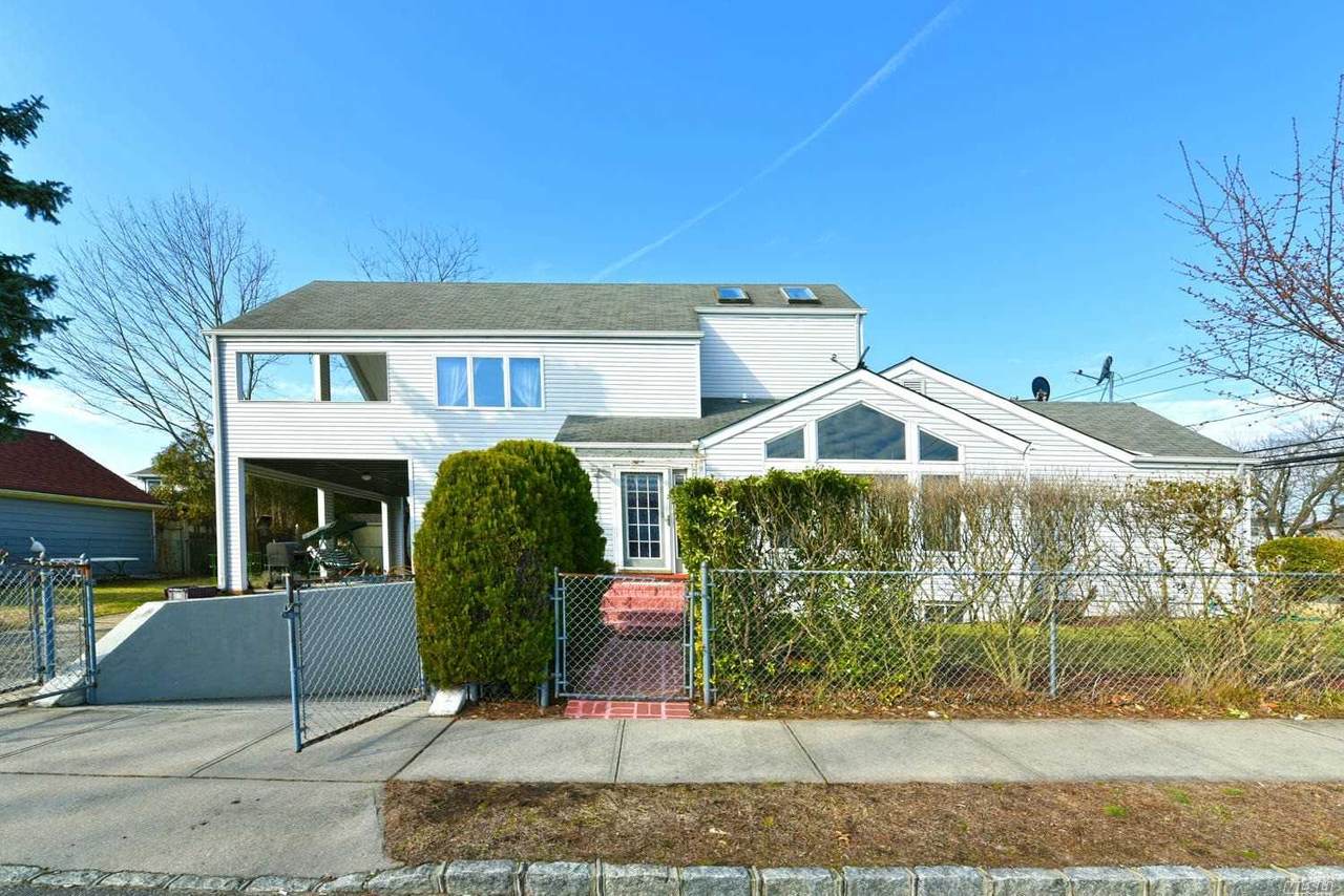 60 I U Willets Road - Photo 1
