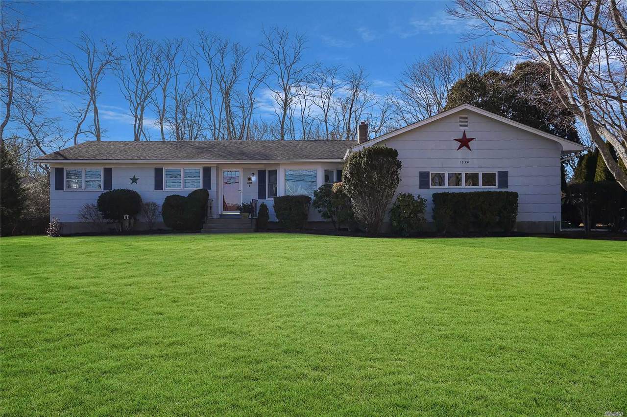1650 New Suffolk Road - Photo 1