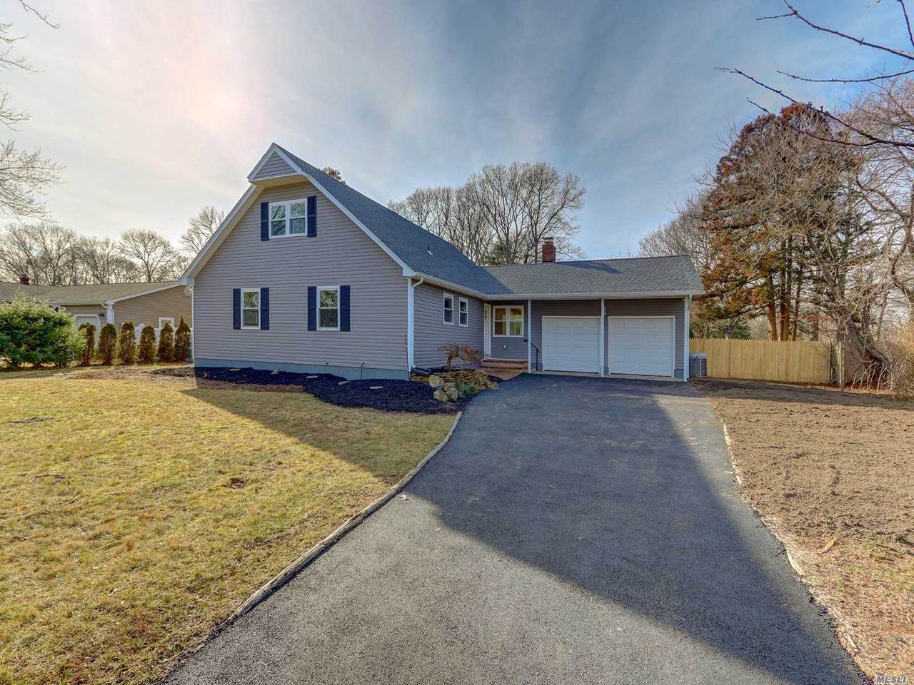6 Fairway Drive - Photo 1