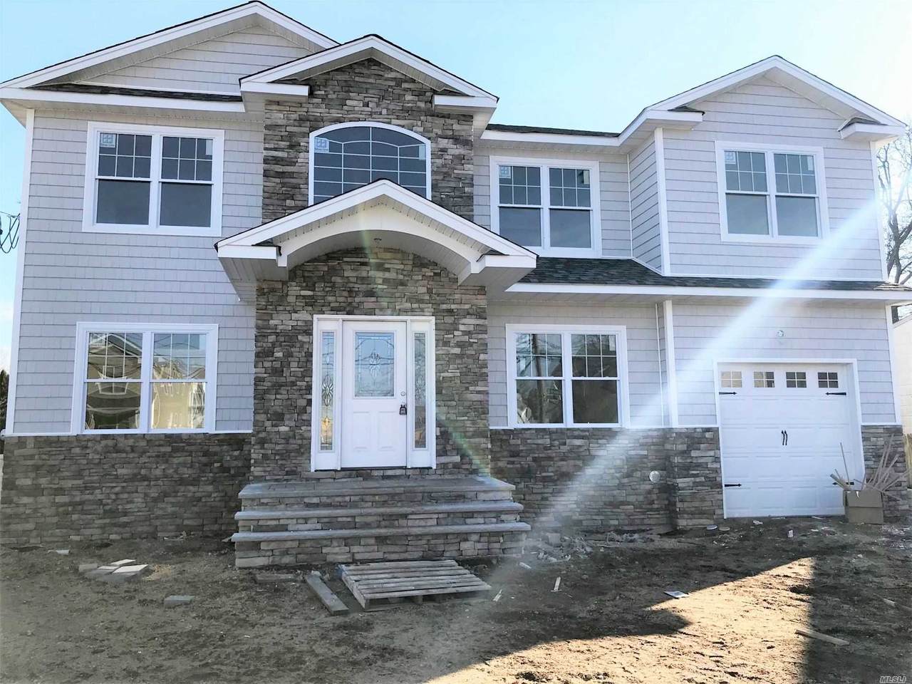 2356 Marlboro Street - Photo 1