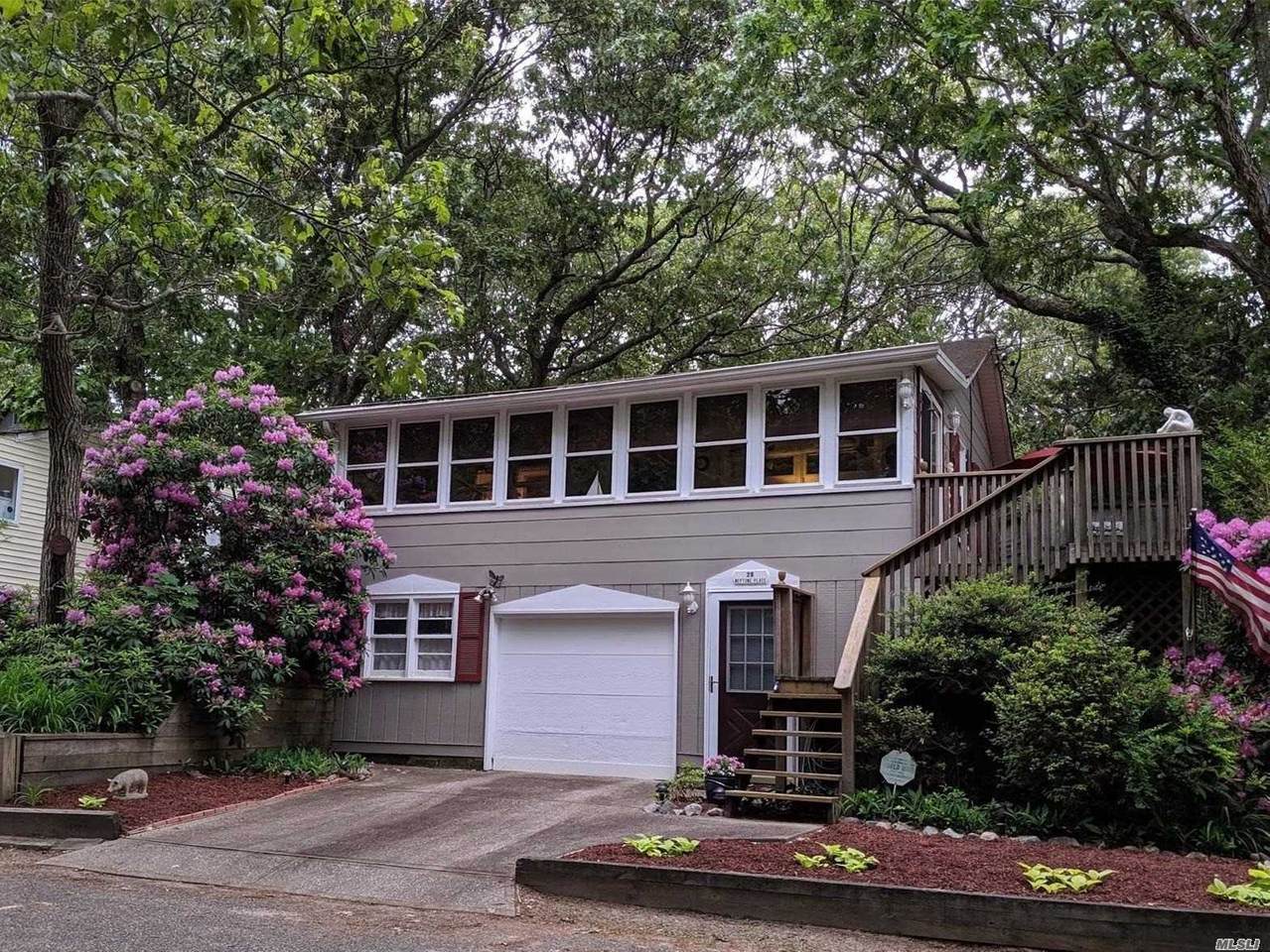 29 Neptune Place - Photo 1