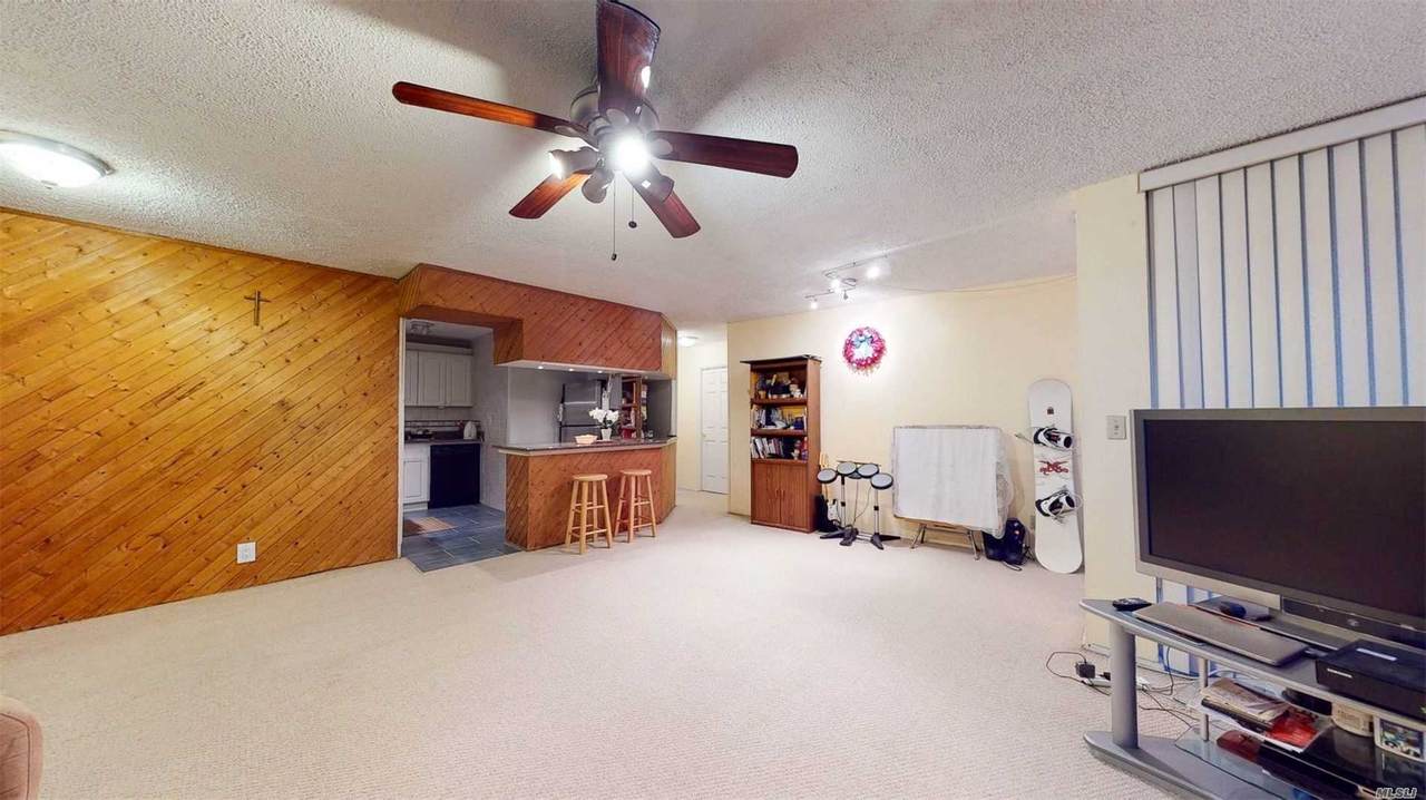 7-25 166th Street - Photo 1