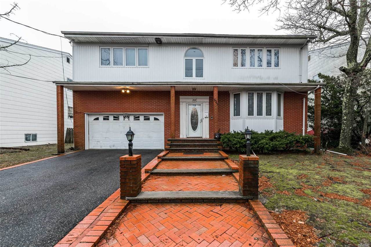 723 Hungry Harbor Road - Photo 1