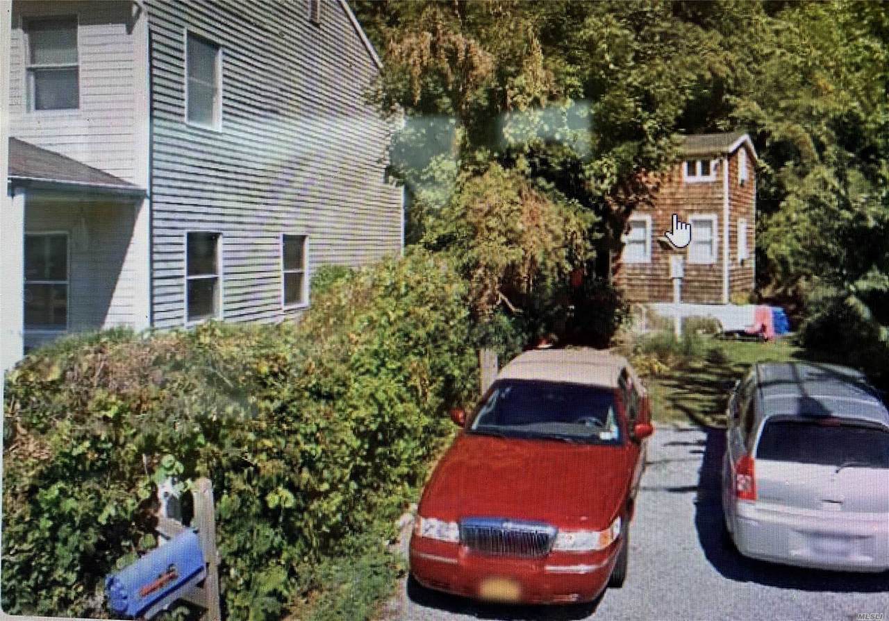 16 Herb Hill Road - Photo 1