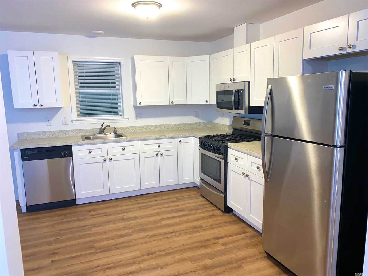163-18 95th Street - Photo 1