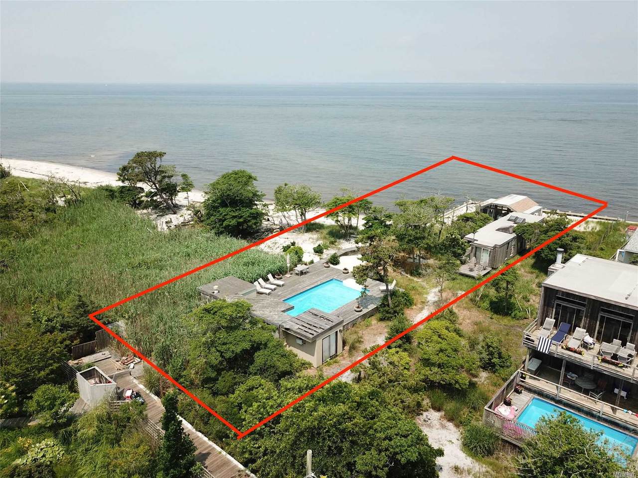 615 Shore Walk - Photo 1