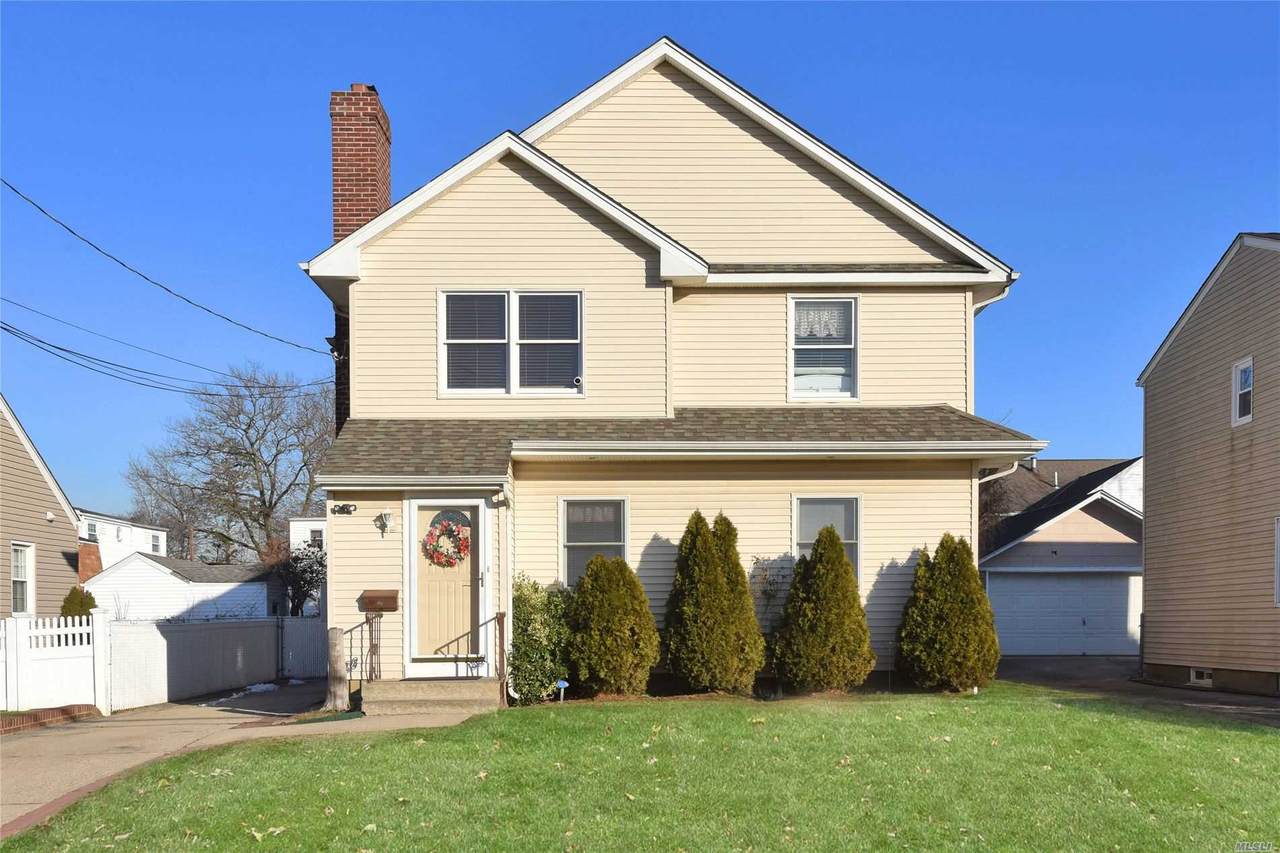 32 Kent Street - Photo 1
