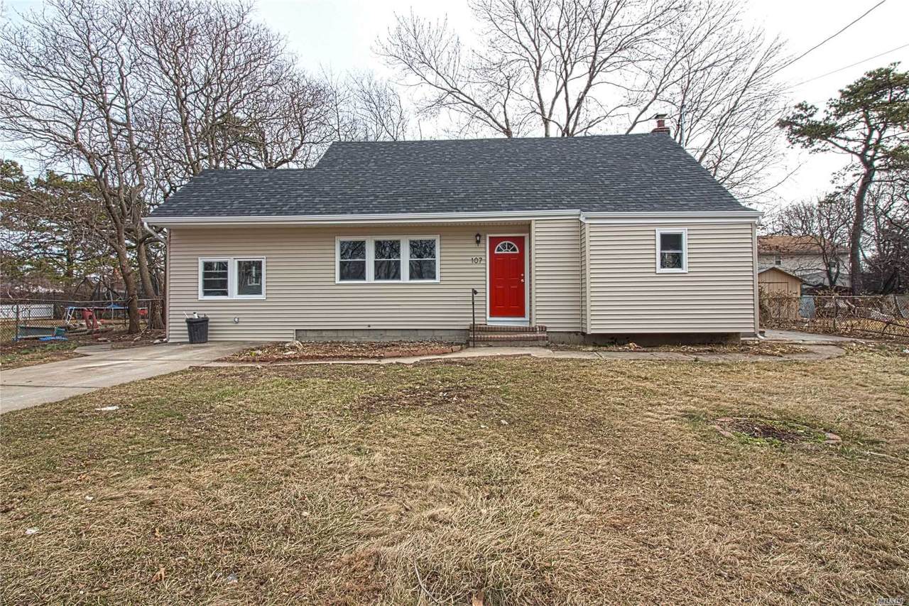 107 31st Street - Photo 1