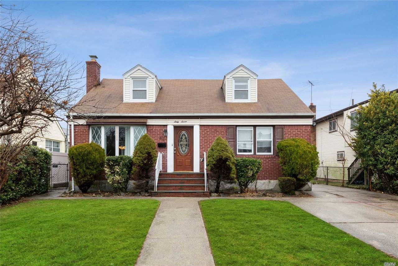 67 Jean Avenue - Photo 1