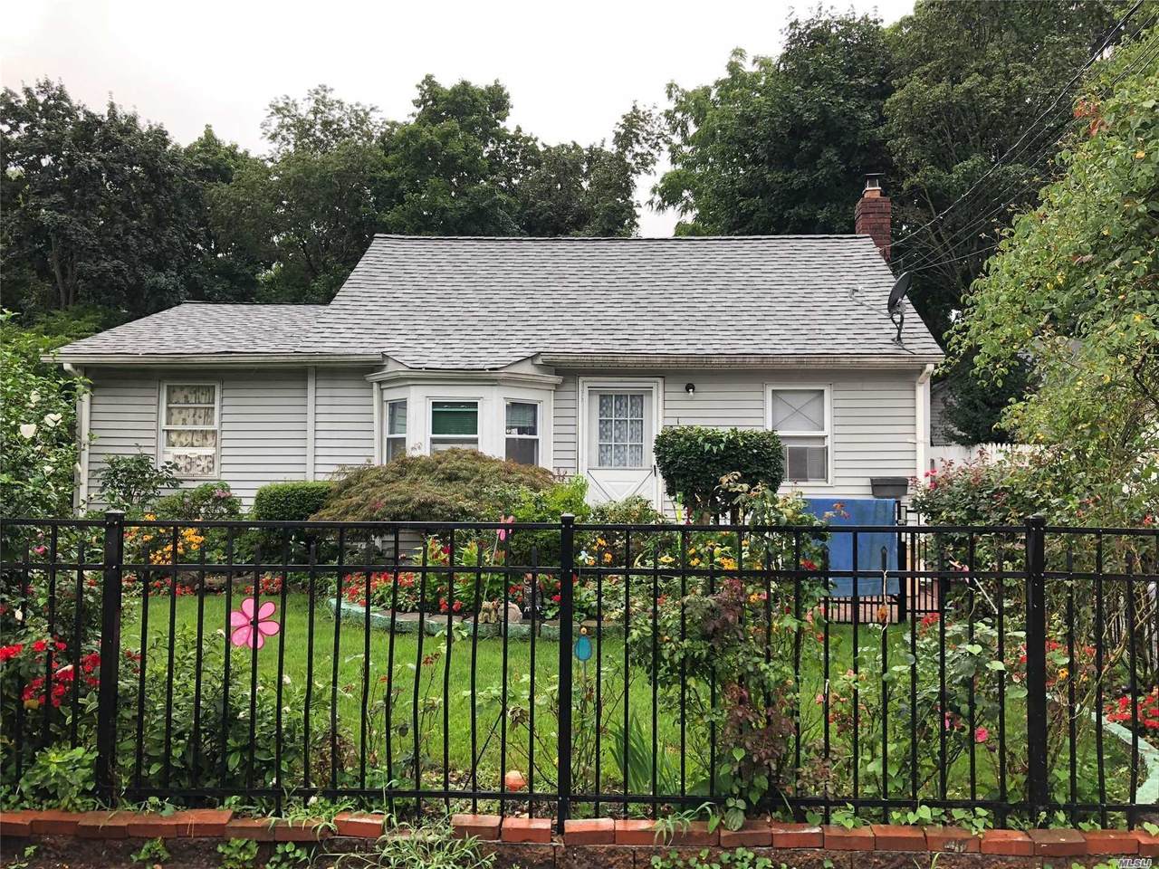 163 1st Avenue - Photo 1