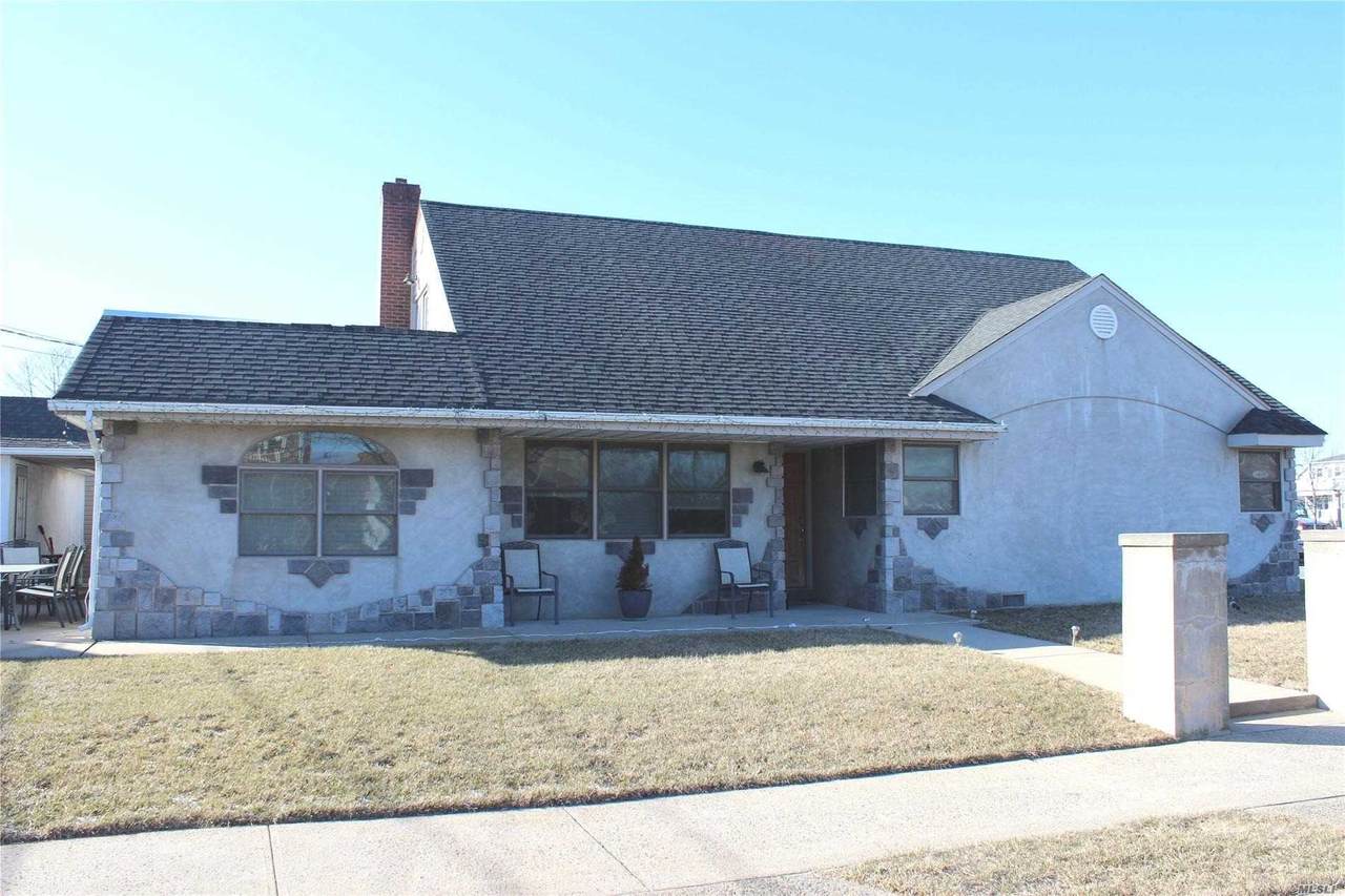 315 Washington Boulevard - Photo 1