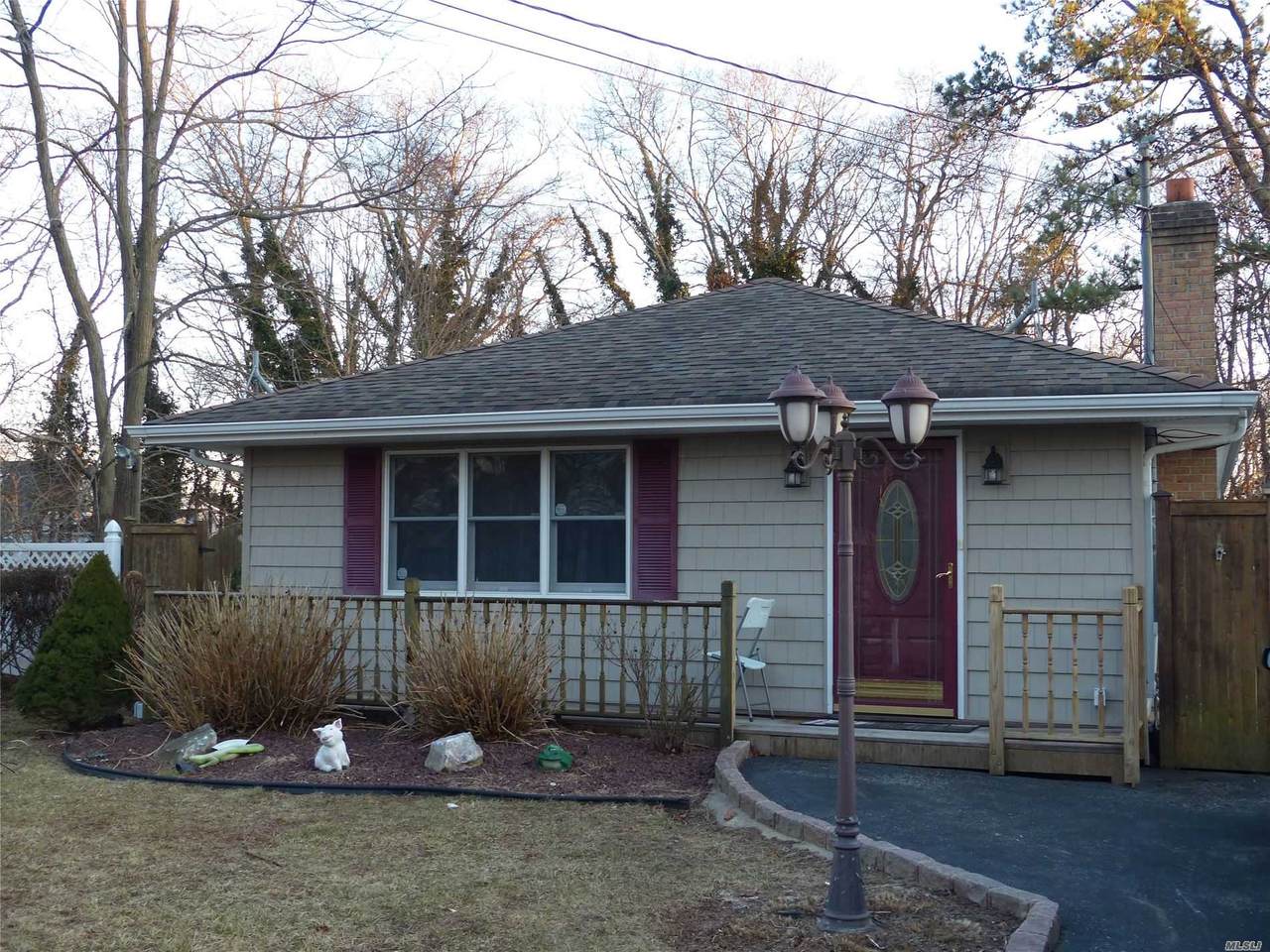 68 Neptune Avenue - Photo 1 68 Neptune Avenue - Photo 1