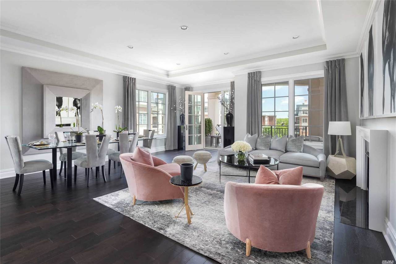 3000 Royal Court - Photo 1