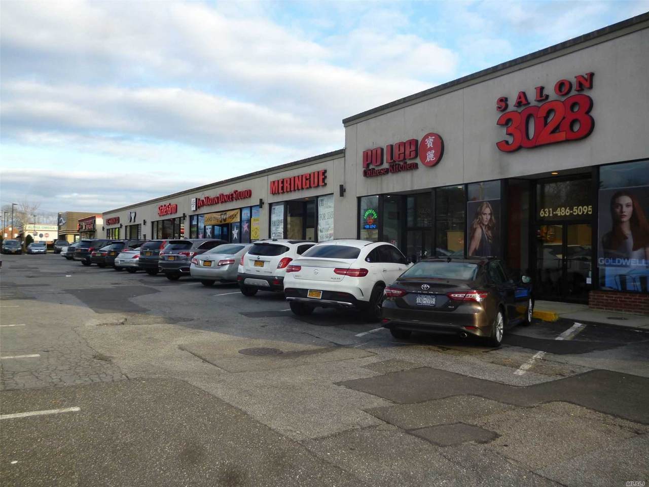 3030 Jericho Turnpike - Photo 1