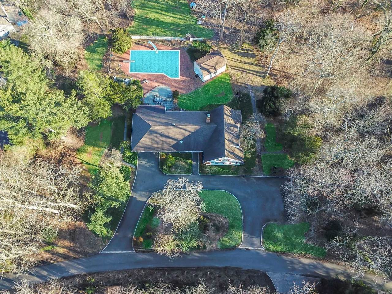 36 Bridle Path - Photo 1