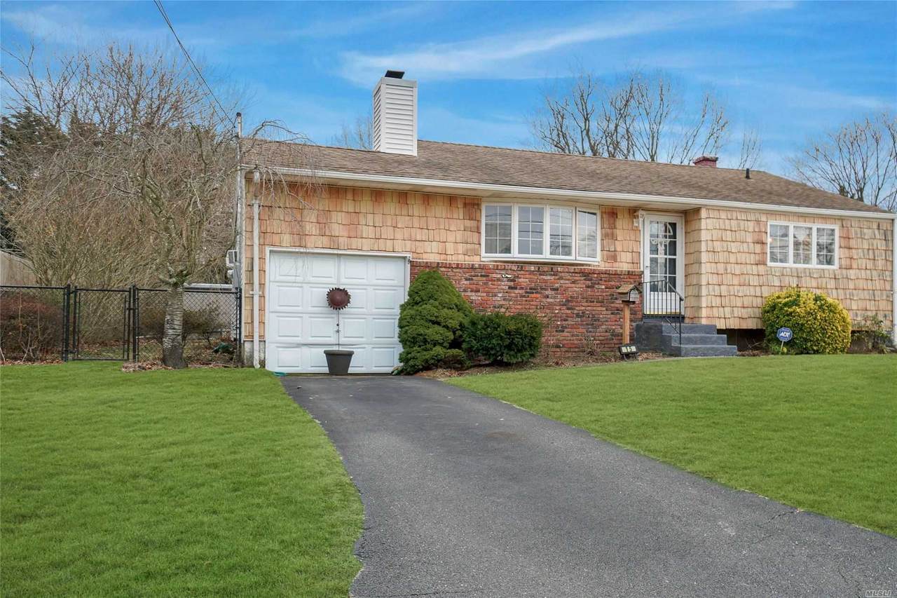 15 Valley Road - Photo 1