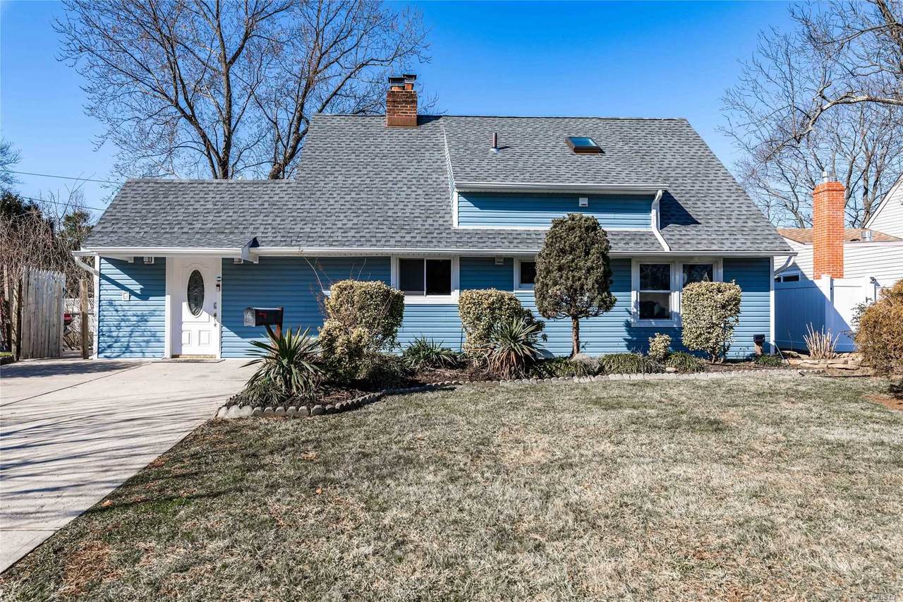 208 Friends Lane - Photo 1