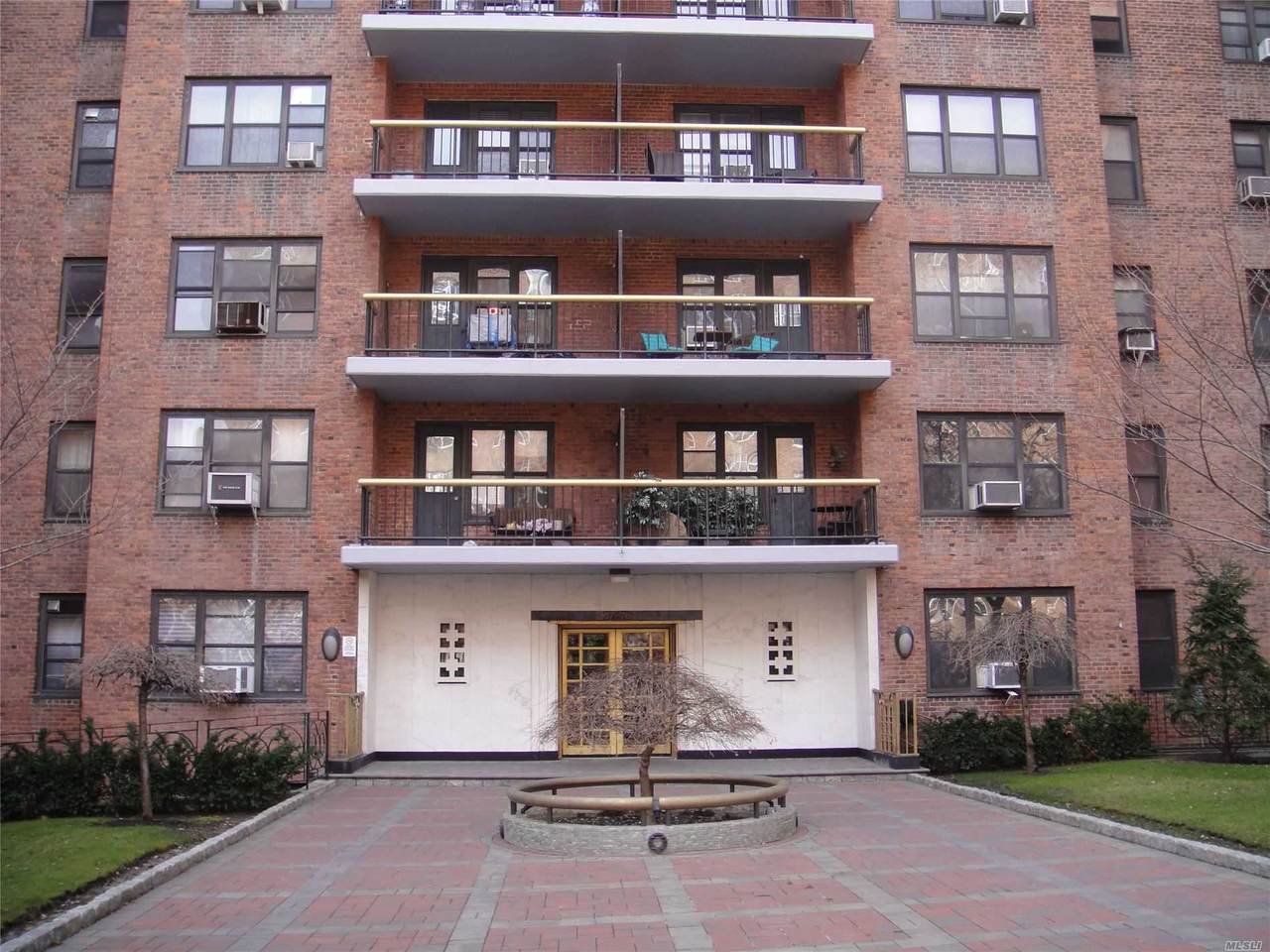 67-76 Booth Street - Photo 1