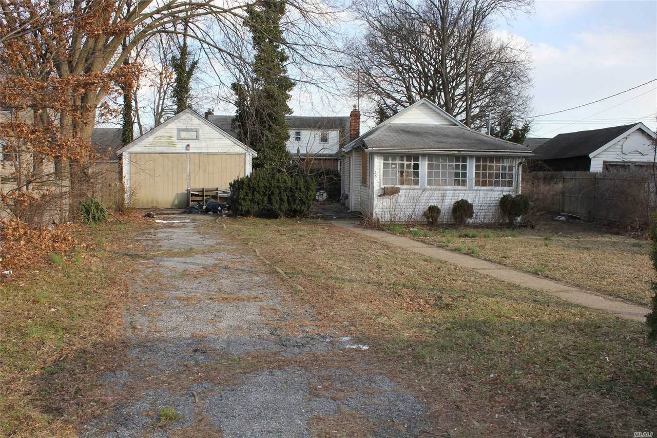 28 Seabury Street - Photo 1