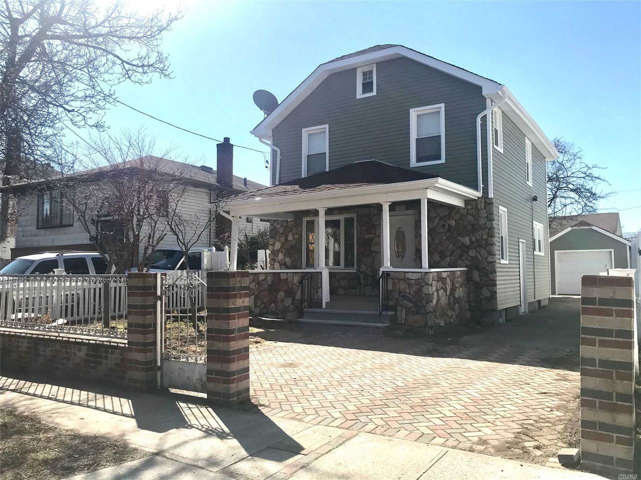 79 Kernochan Avenue - Photo 1