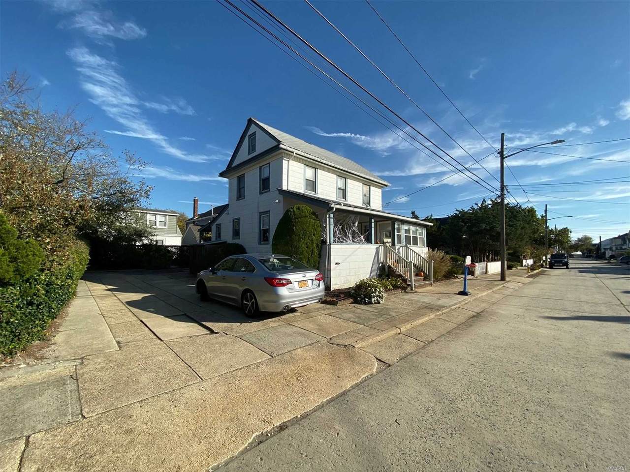 76 Hewlett Avenue - Photo 1