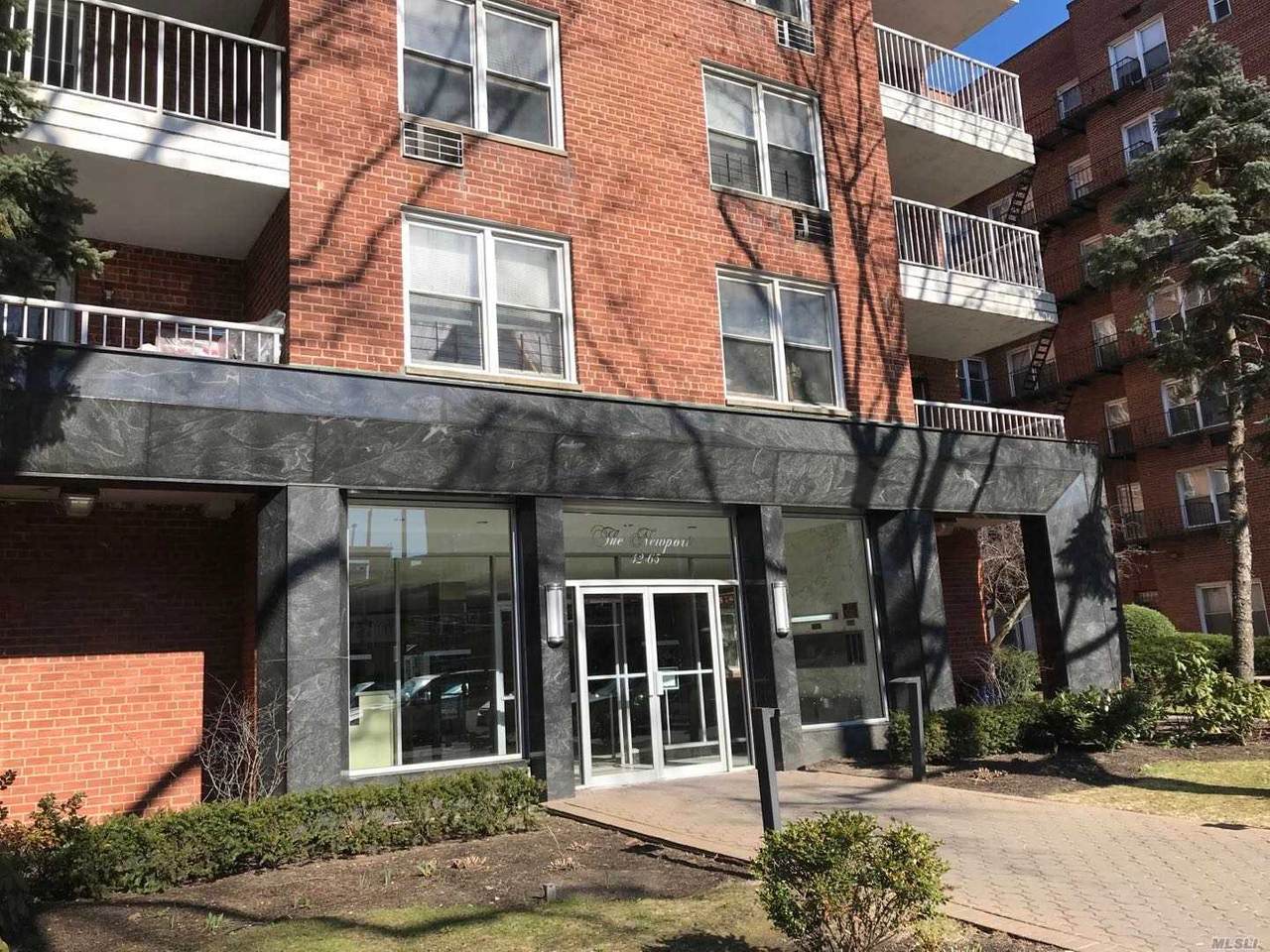 42-65 Kissena Blvd - Photo 1