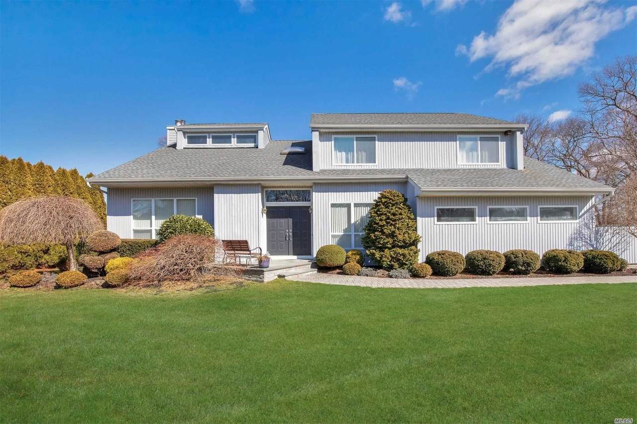 109 Glenrich Drive - Photo 1