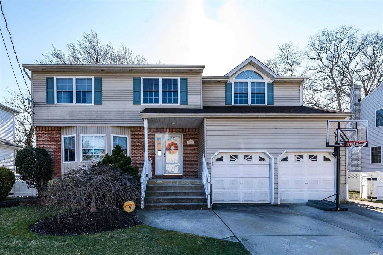 322 Starke Avenue - Photo 1