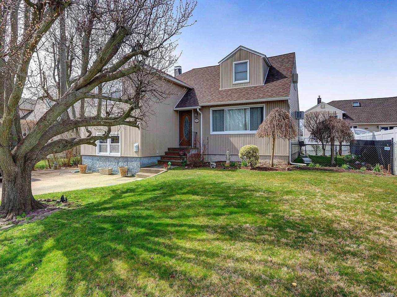 79 Jefferson Avenue - Photo 1