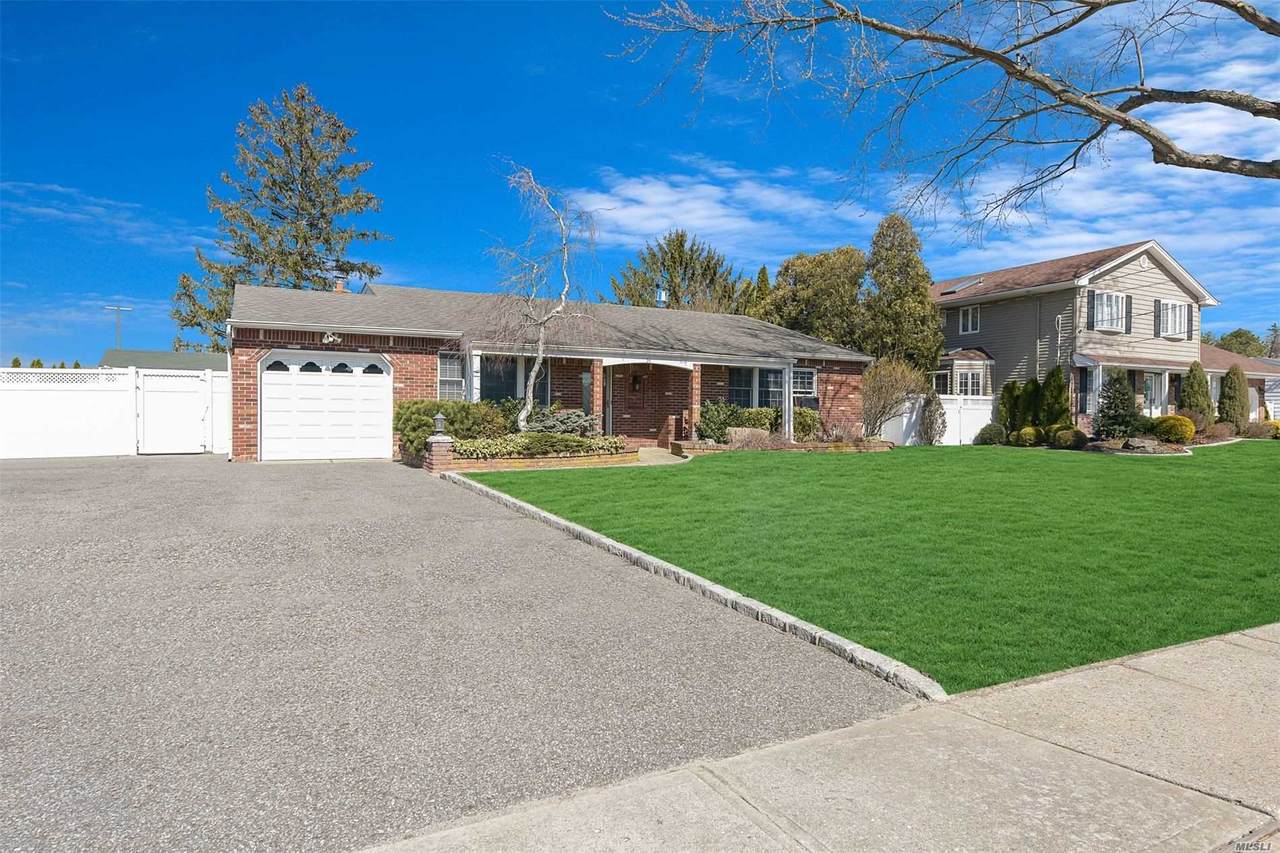 51 Norman Drive - Photo 1