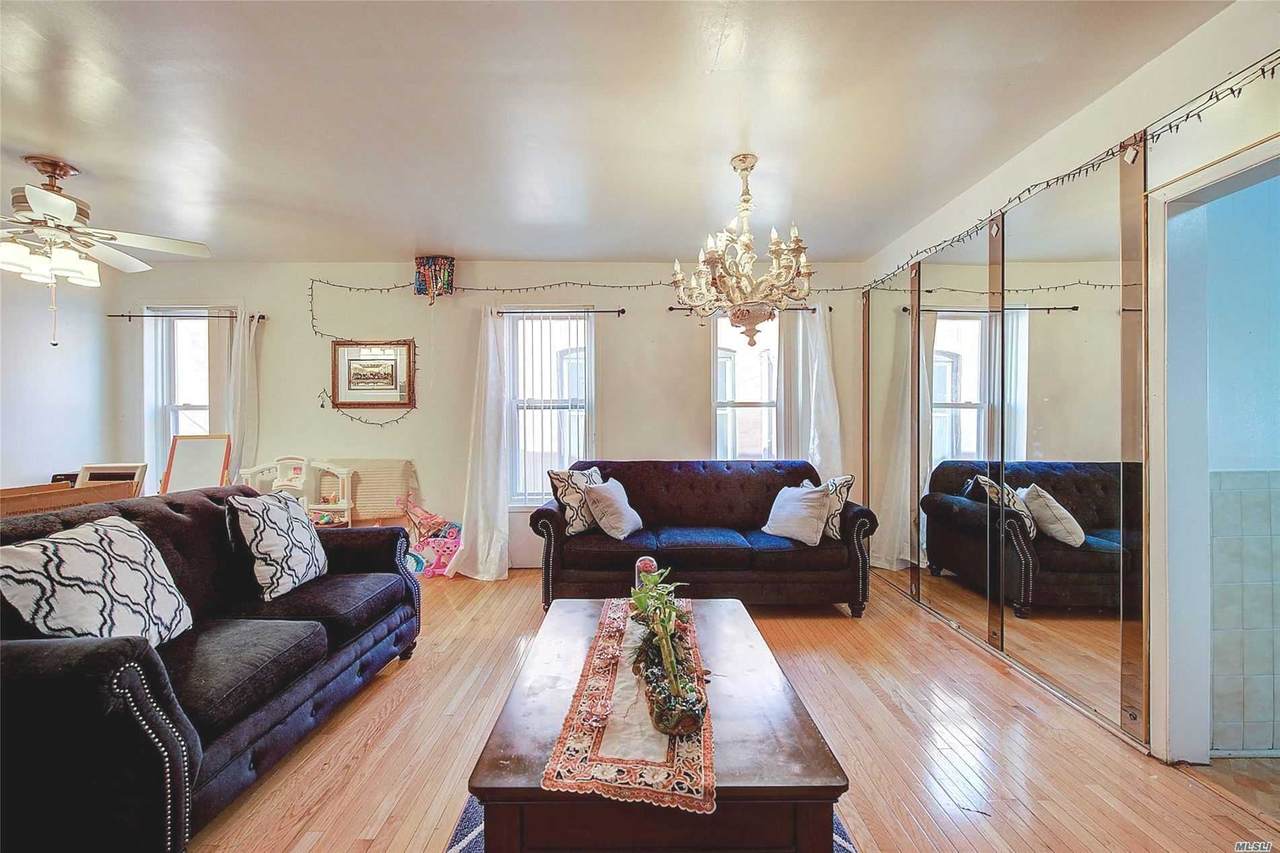 521 Essex - Photo 1