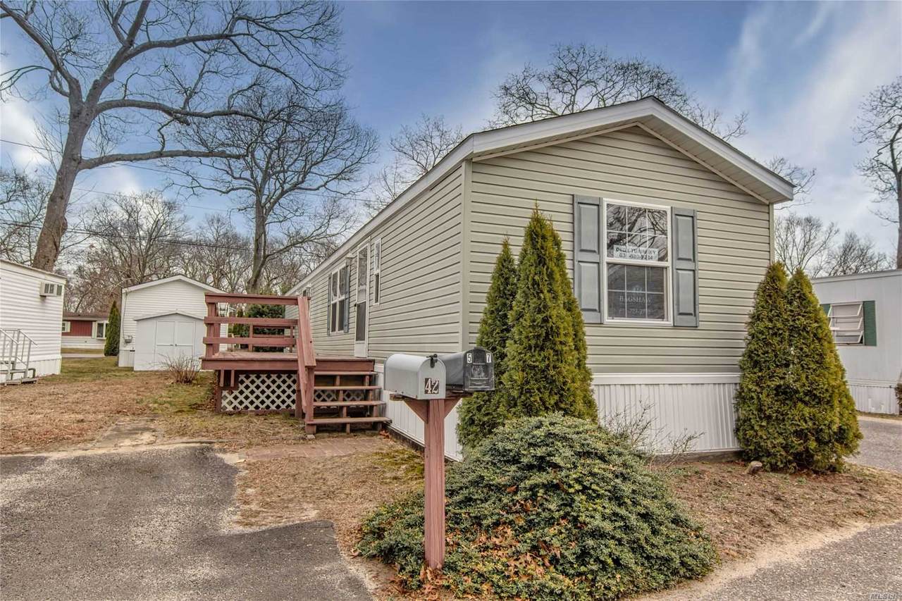 37-57 Hubbard Avenue - Photo 1