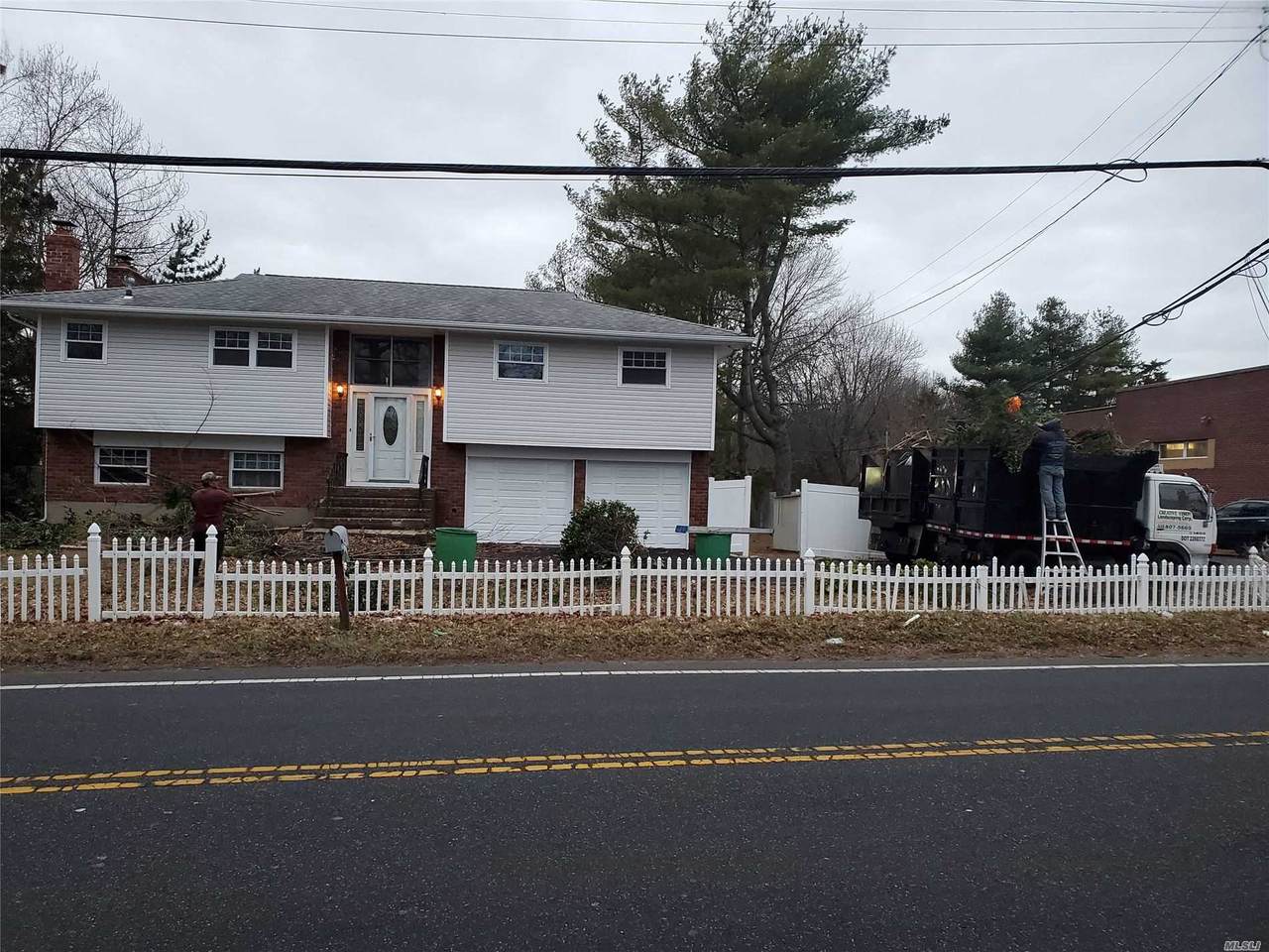 784 Larkfield Road - Photo 1