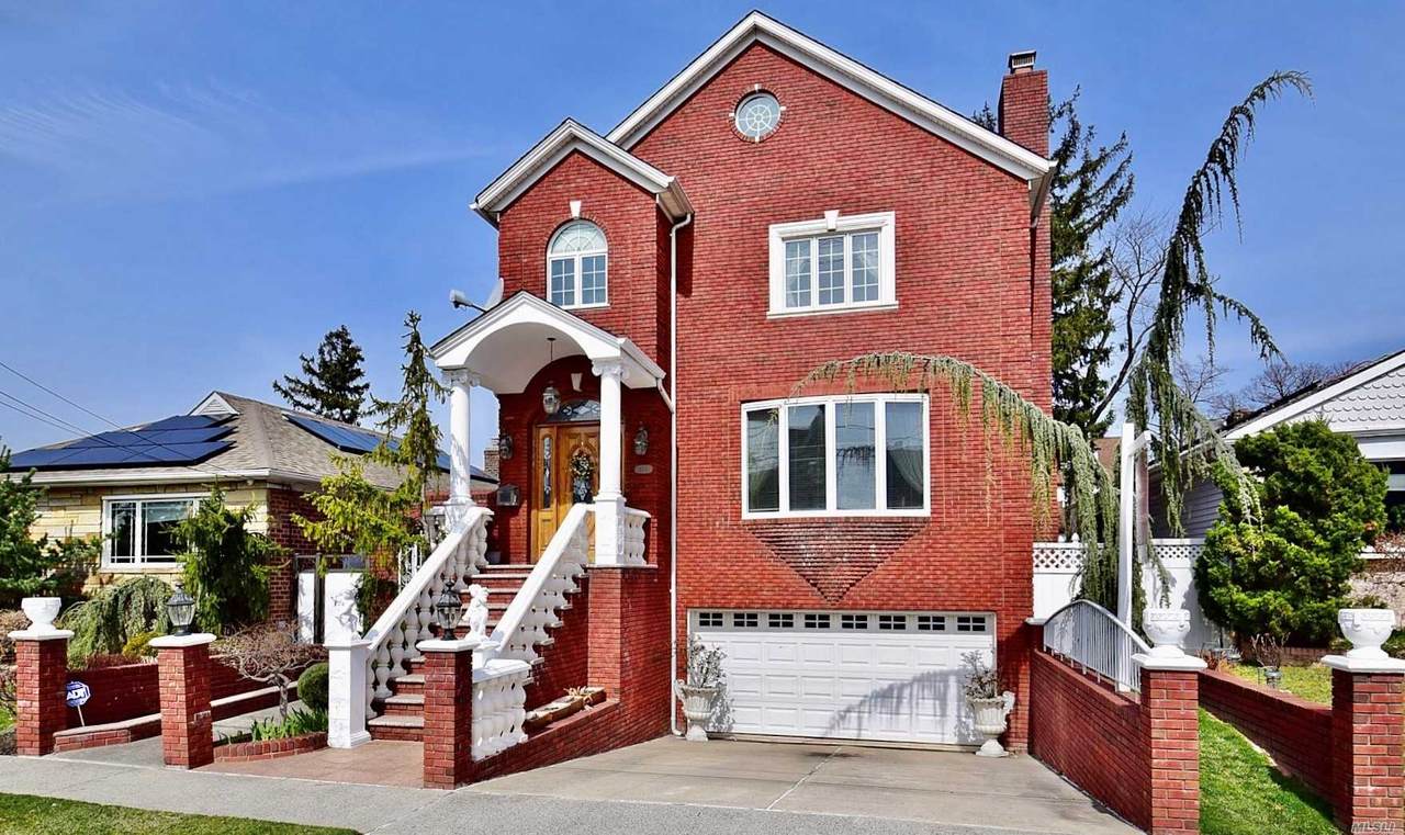 157-31 11th Avenue - Photo 1