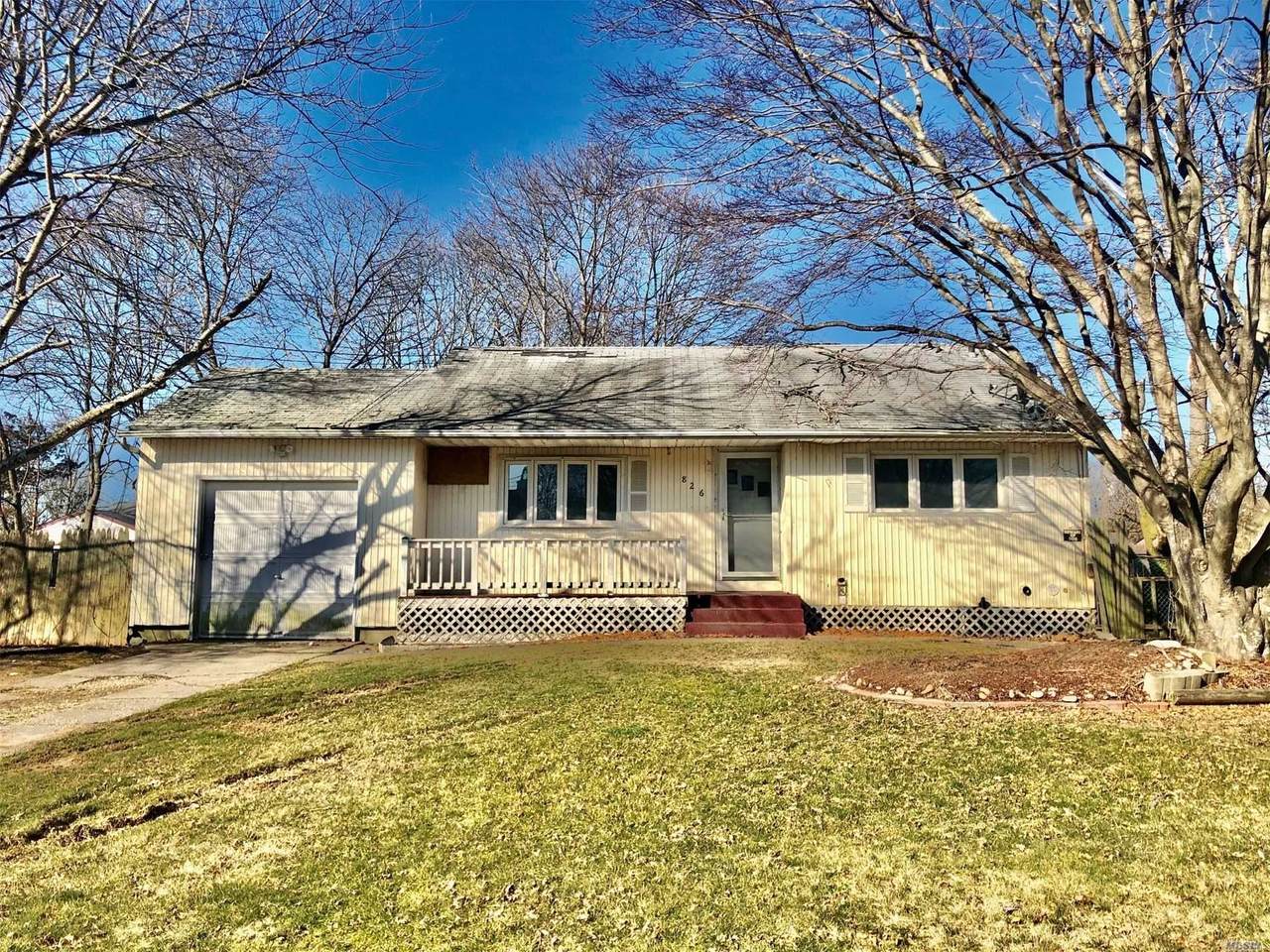 826 Michigan Avenue - Photo 1