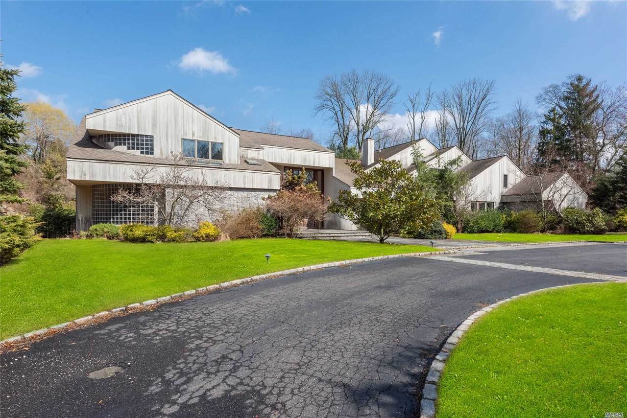 7 Summerwind Drive - Photo 1